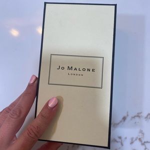 Jo Malone Myrrh & Tonka Perfume